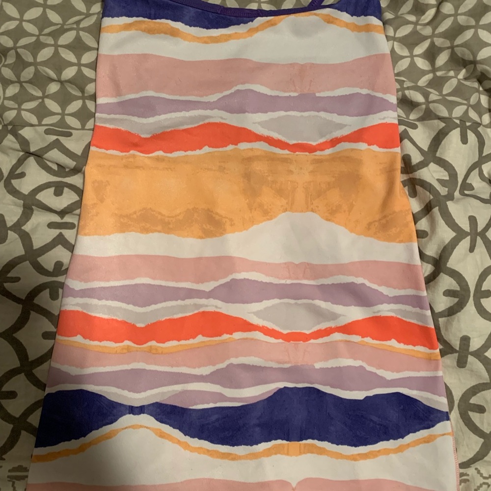 Lululemon Top - Picture 6 of 6